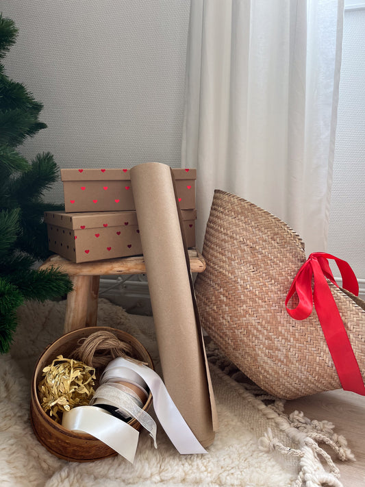 Guide Ultime pour Emballer vos Cadeaux avec Élégance : Conseils et Astuces de Maison Margaux & Co