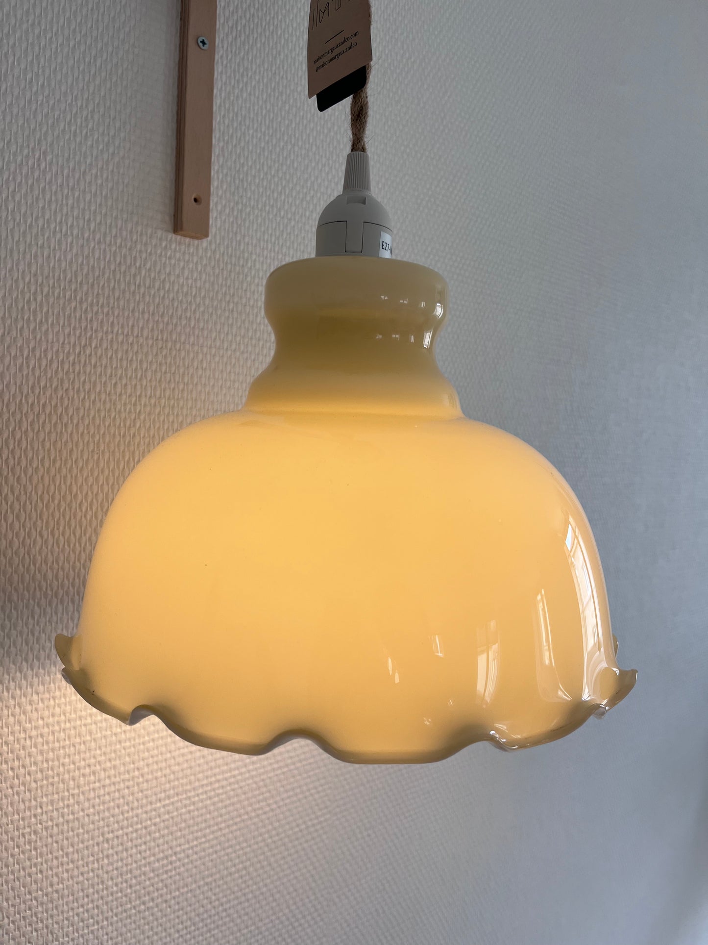 Alaïa - Suspension en opaline jaune pale - Vintage