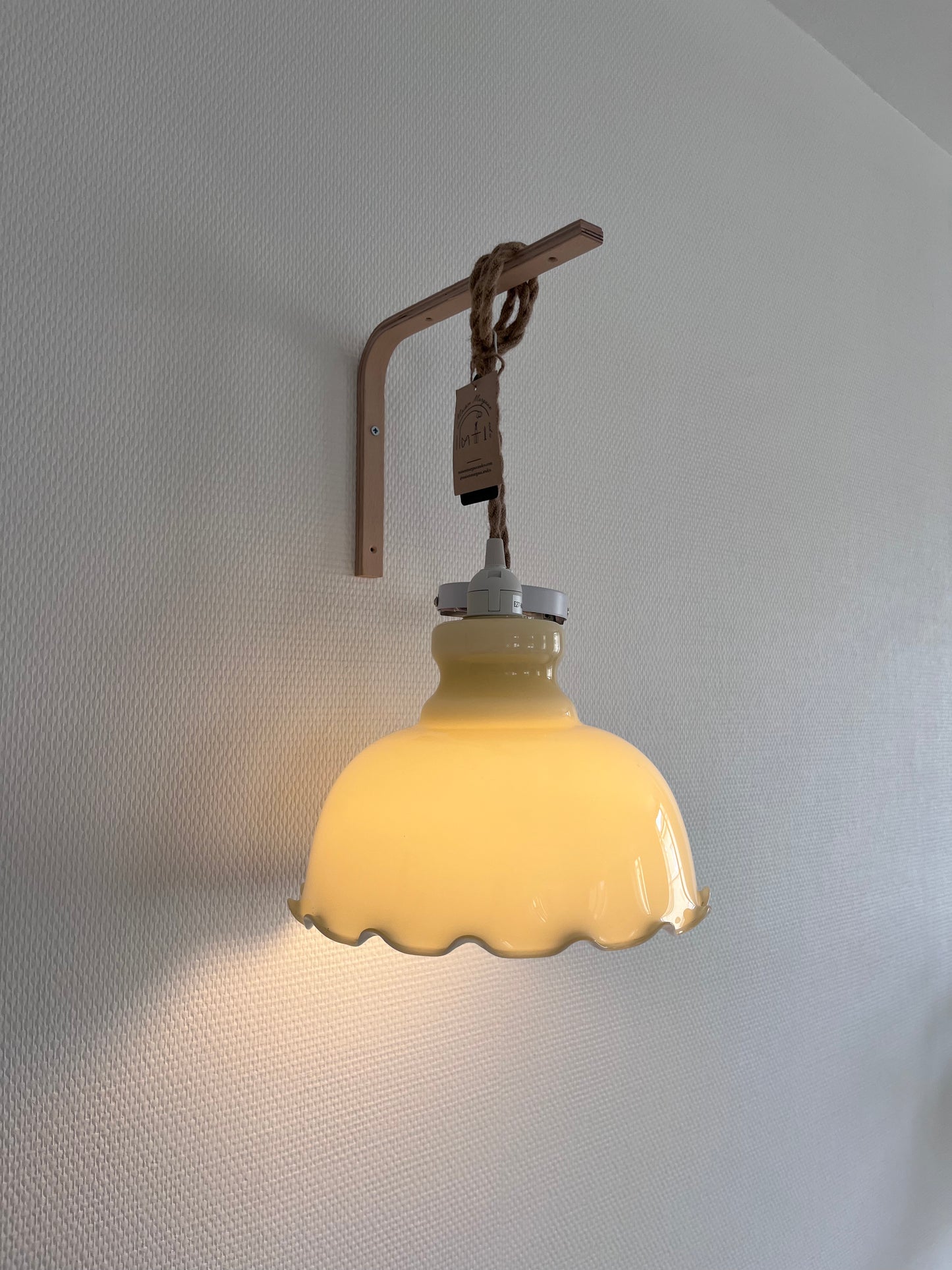 Alaïa - Suspension en opaline jaune pale - Vintage