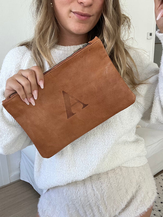 Maëlys – Customizable leather pouch
